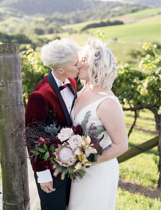 Same Sex Wedding couple kissing at Crooked River Winery