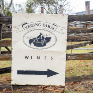 yering farm wines sign