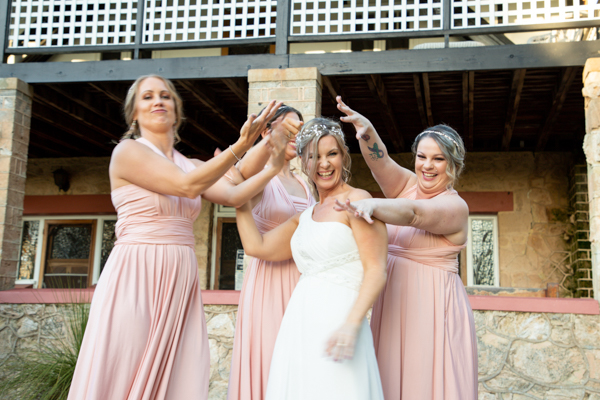 photo of bride and bridemaids in Yanchep